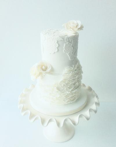 mini ruffled lace cake - Cake by WLis
