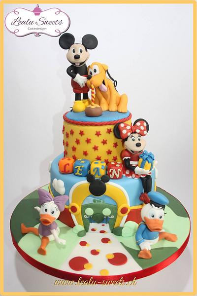 Mickey mouse and friends cake - Cake by Lealu-Sweets