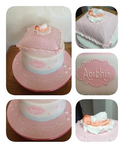 Aoibhín's Christening Cake - Cake by les