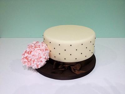 Elegant cake - Cake by Laura