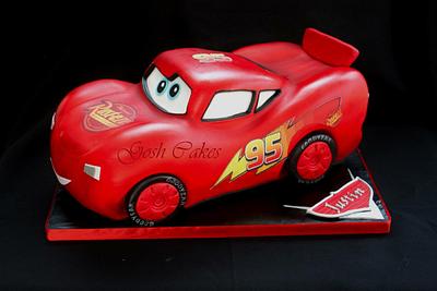 Lightning McQueen - Cake by GoshCakes