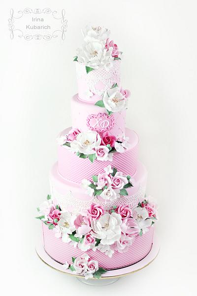 Pink floral wedding cake - Cake by Irina Kubarich