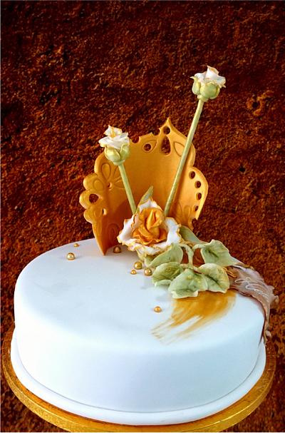gold birthday - Cake by Torty Zeiko