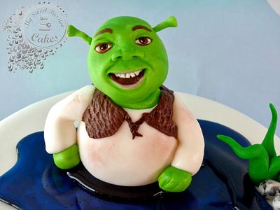 Shrek - Cake by Beata Khoo