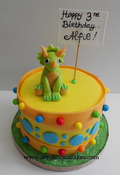 Triceratops cake - Cake by iriene wang