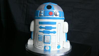 R2D2 - Cake by For the love of cake (Laylah Moore)
