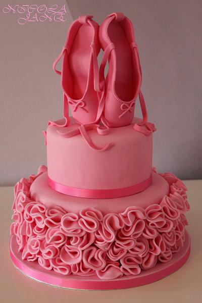 Ballerina cake - Cake by nicola thompson