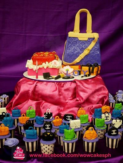 bag cakes and cupcakes - Cake by wowie
