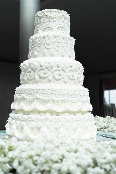 Royal icing wedding cake - Cake by Essência do Bolo