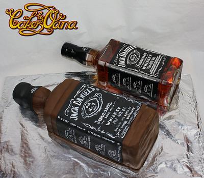 whiskey bottle - Cake by cakesbyoana