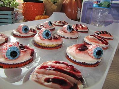 Halloween cupcakes  - Cake by AGNES JOHN