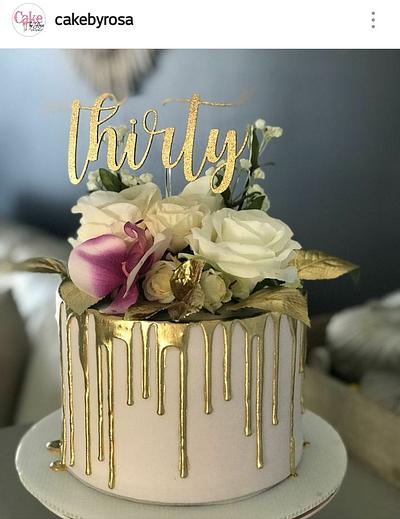 Gold drip Cake - Cake by Rosa