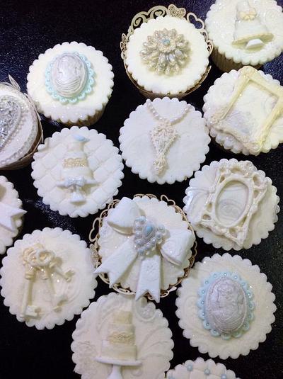 Vintage wedding cupcakes - Cake by Andrias cakes scarborough