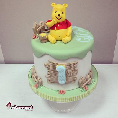 Winnie for 1st - Cake by Naike Lanza