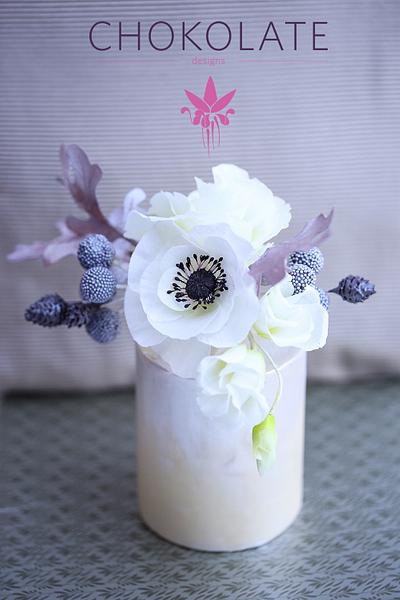 Wafer Paper Flowers: Winter bouquet - Cake by ChokoLate Designs