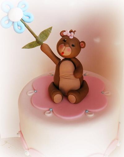 Bear with flower - Cake by Patricia Elena Diaz