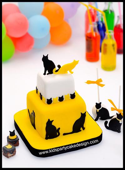 Kitty kitty cake - Cake by Maria  Teresa Perez