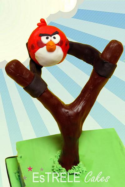 Gravity defying Angry Birds - Cake by Estrele Cakes 