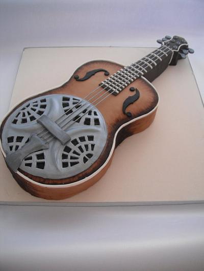Gretsch Guitar - Cake by Julie