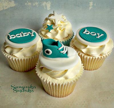 Baby Boy Converse Cupcakes - Cake by Spongecakes Suzebakes