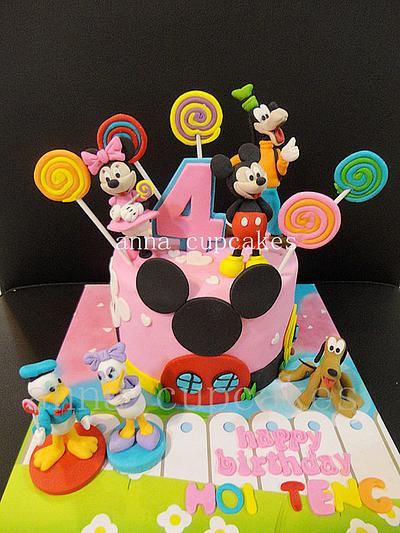 Mickey Clubhouse Lollipop Theme - Cake by annacupcakes