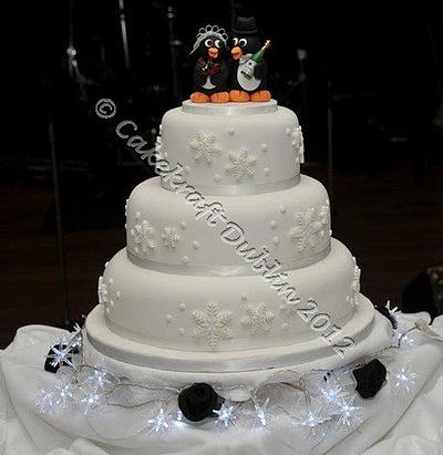Winter Wedding - Cake by CakekraftDublin
