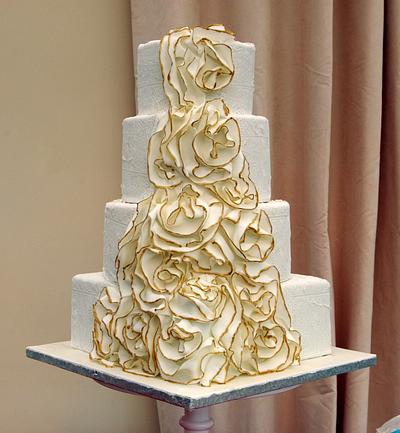 golden ruffle - Cake by Nadya