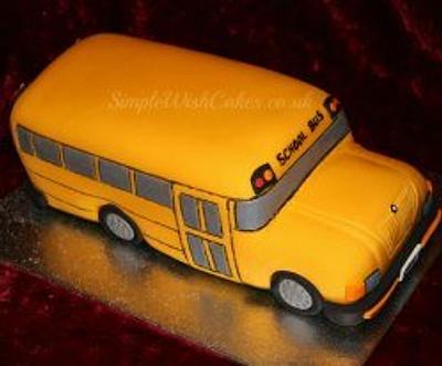 School bus Birthday Cake - Cake by Stef and Carla (Simple Wish Cakes)