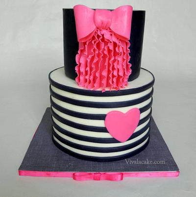 Blue and Pink - Cake by Joly Diaz 