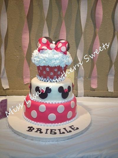 Brielle's 1st Birthday cake - Cake by Lisa Weathers