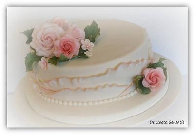 A little wedding cake - Cake by claudia