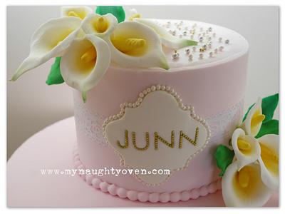 Simple Elegant Lily Floral Cake - Cake by mynaughtyoven