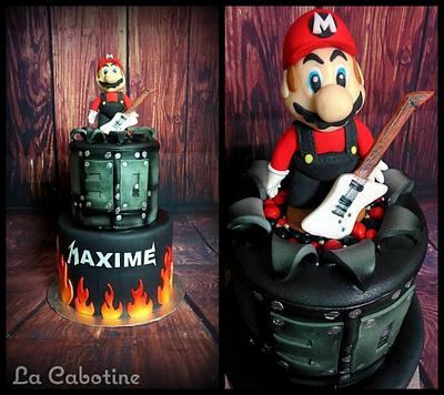 Mario Bros Metal head - Cake by La Cabotine