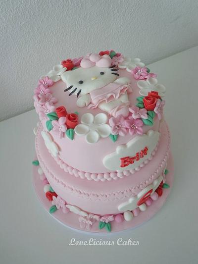 Hello Kitty - Cake by loveliciouscakes