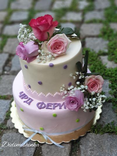 Rose cake - Cake by Delyana