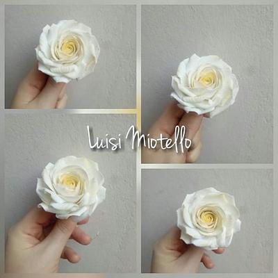 Mi rosa 🌹  - Cake by Luisi Miotello