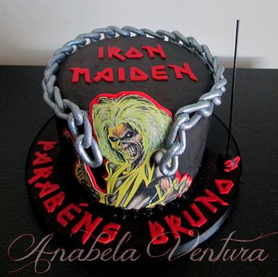 Up the Irons - Cake by AnabelaVentura