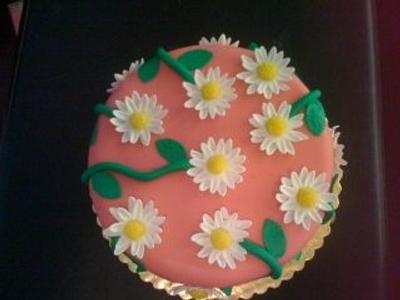 Daisy  - Cake by positivelysweet