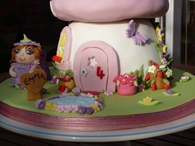 Enchanted Fairy house - Cake by adele