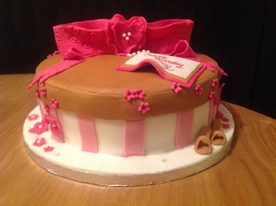 Present Bow Cake - Cake by Sarah's Crafty Cakes