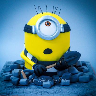 Minion Cake  - Cake by Lessucres