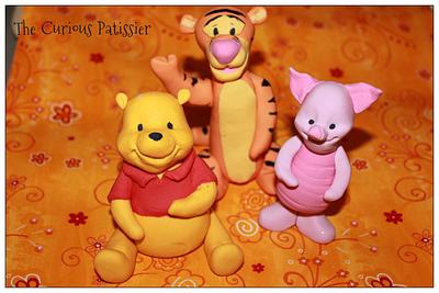 Winnie the Pooh and friends - Cake by The Curious Patissier