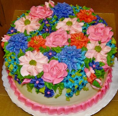 Lucious Buttercream floral cake - Cake by Nancys Fancys Cakes & Catering (Nancy Goolsby)