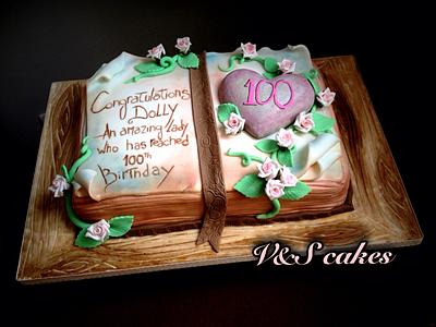 Nanny is 100 - Cake by V&S cakes