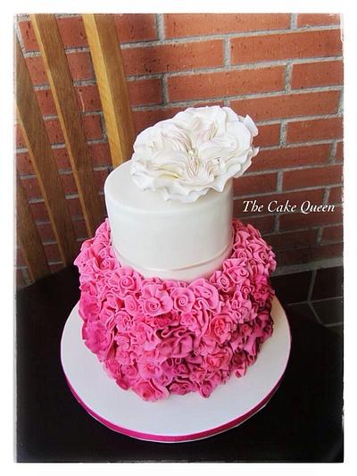 Pink rosetones and David Austin rose cake - Cake by Mariana