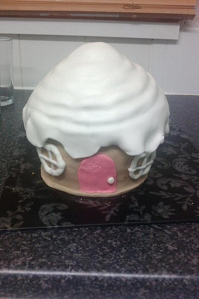 giant cupcake house - Cake by amy