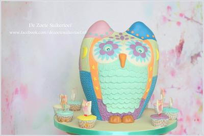 Patchwork owl vanille cake. - Cake by De Zoete Suikertoef