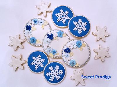 Winter Blues - Cake by Sweet Prodigy