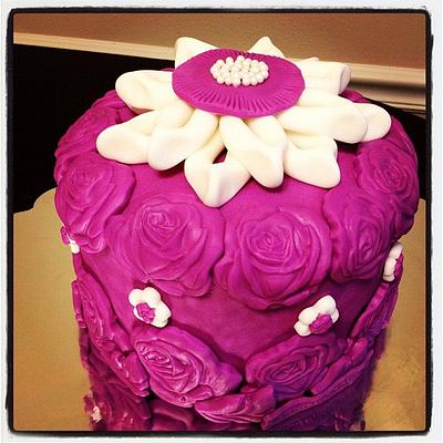 Purple Roses - Cake by Jeremy