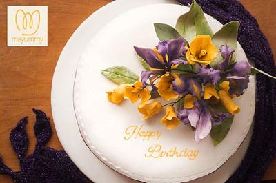 Handmade irises and tulips - Cake by Mayummy